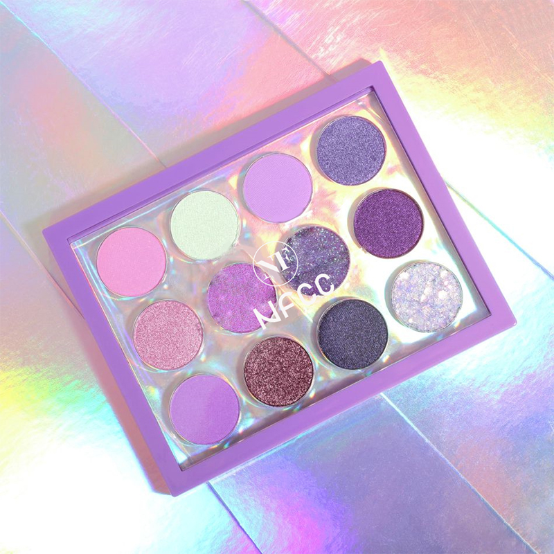 Paleta de sombras de ojos brillantes y perladas de 12 colores