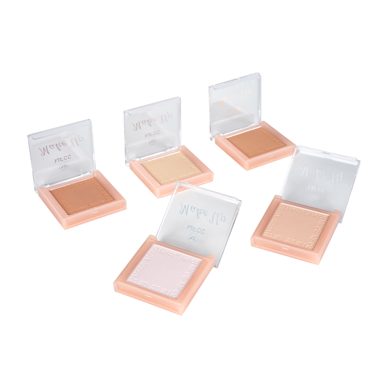 Polvo compacto de control de aceite edificable